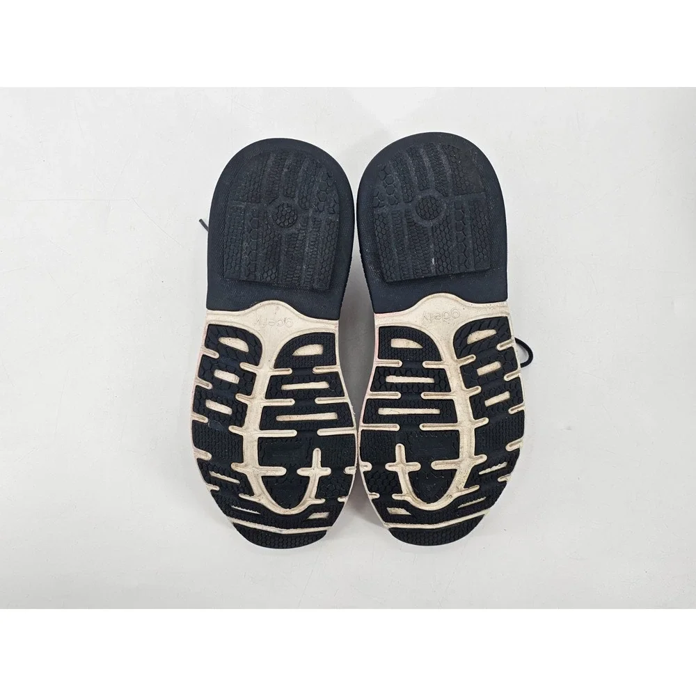 Gravity Defyer shoes are